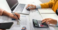 Ai có quyền ký chứng từ kế toán chi tiền? Ký chứng từ kế toán chi tiền không đúng thẩm quyền có bị phạt hay không?