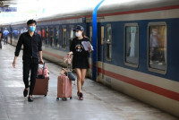 Lệ phí cấp mới, cấp đổi giấy chứng nhận đăng ký phương tiện giao thông đường sắt là bao nhiêu theo quy định?